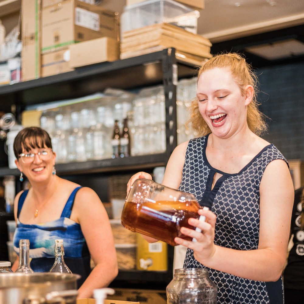 We think the best way to learn is jumping in with the experts and getting your hands dirty. image one
